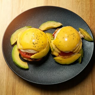Caprese Avocado